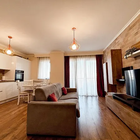 Altheda Living Sunstone - Luxury Apartment - Private Parking, Smart Tv, Huge Balcony And King Size Bed Cluj-Napoca Exterior photo