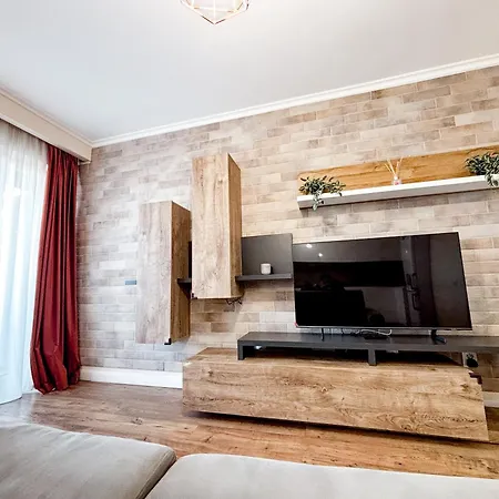 Altheda Living Sunstone - Luxury Apartment - Private Parking, Smart Tv, Huge Balcony And King Size Bed Cluj-Napoca Exterior photo