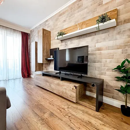 Altheda Living Sunstone - Luxury Apartment - Private Parking, Smart Tv, Huge Balcony And King Size Bed Cluj-Napoca Exterior photo