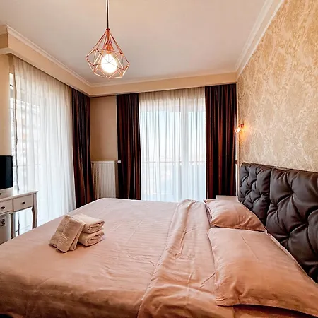 Altheda Living Sunstone - Luxury Apartment - Private Parking, Smart Tv, Huge Balcony And King Size Bed Cluj-Napoca Exterior photo